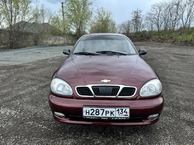 Продам шевроле ланос 2007г. в д. в 1.5 пробег 205436 ходовая, двигатель, к. п.п. в отличном состоянии. кузов без рыжиков и коррозии всё обработано комплектация с кондиционером, гидроусилителем руля, подушка безопасности, пер. стеклоподъёмники. тормоза делались осенью, ручник работает. андроид медиа управление на руле с камерой заднего вида, с документами полный порядок не штрафов не трестов я хозяин, владею два года. цена 300000 т. р +79490748106 сергей - фотография - 1