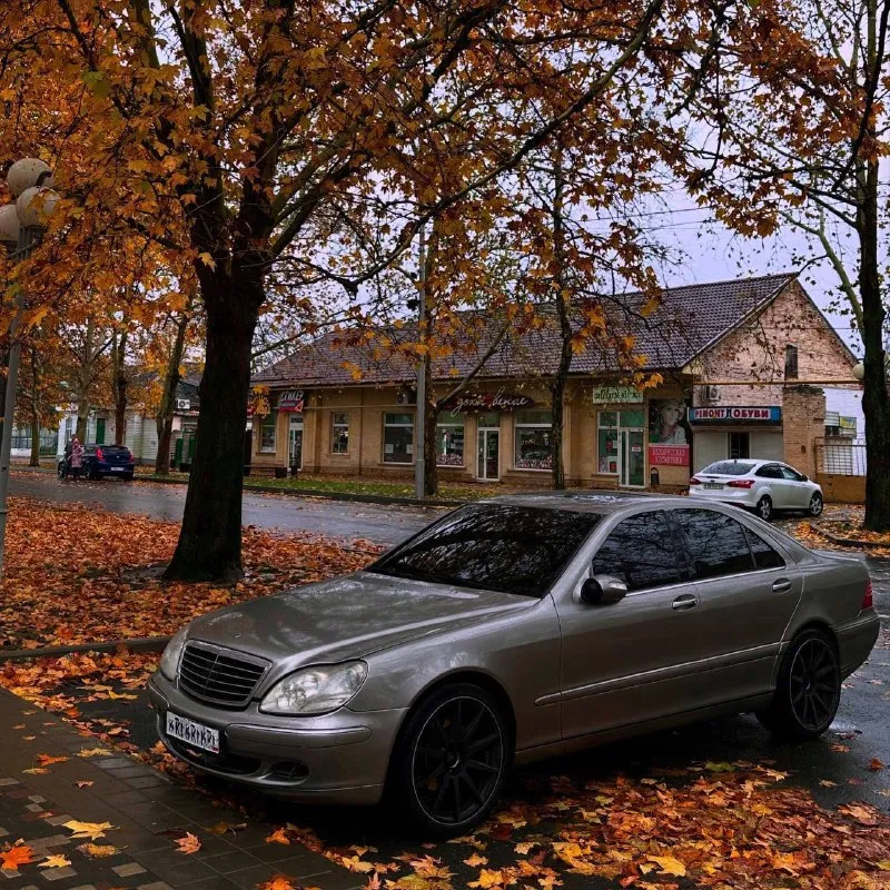 Мерседес w220 2003 год бензин 3,5. стоит контрактный двигатель с японии, 60тыс км. любые проверки. обмен продажа 700тыс все вопросы по телефону +79498975015 - фотография - 1