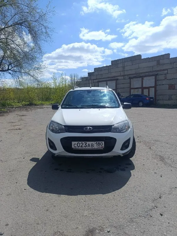 Продам ваз калина крос, 2016 г. в. , 130000 км. , комплектация "люкс" (подогрев лобового стекла, однозоный климат контроль, подогрев передних сидений, полный электропакет). цена 650000 рублей, торг при осмотре! г. снежное. м. т. +7 949 308 62 32 📞 звоните: +7(949)3086232 - фотография - 3