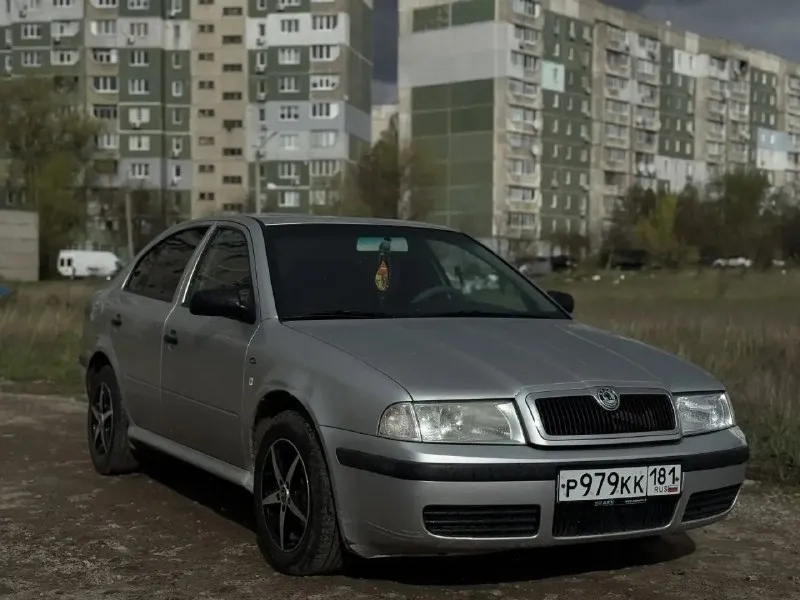 ❗️продам skoda octavia a4, 2001 года выпуска❗️ ✅ : 1.9 sdi ✅тех. осмотр пройден !! ✅продажа с гос. номером. ✅пробег 400к ( мотор после кап. ремонта проехал ~15к ) ✅днище, стаканы идеал. по лкп есть возрастные косяки, все видно на фото. ✅салон ухоженный, не прокурен. ✅лобовое без сколов и трещин ✅ , коробка в хорошем состоянии ✅ходовая в отличном состоянии ✅резина лето и зима в отличном состоянии ✅я собственник, переоформление без проблем! ❗️вписан фаркоп ( отдам в комплекте ). отдам задние стойки с пружинами. цена: 365.000 осмотр: г. луганск +7 959 152 0353 📞 звоните: +7(959)1520353 - фотография - 2