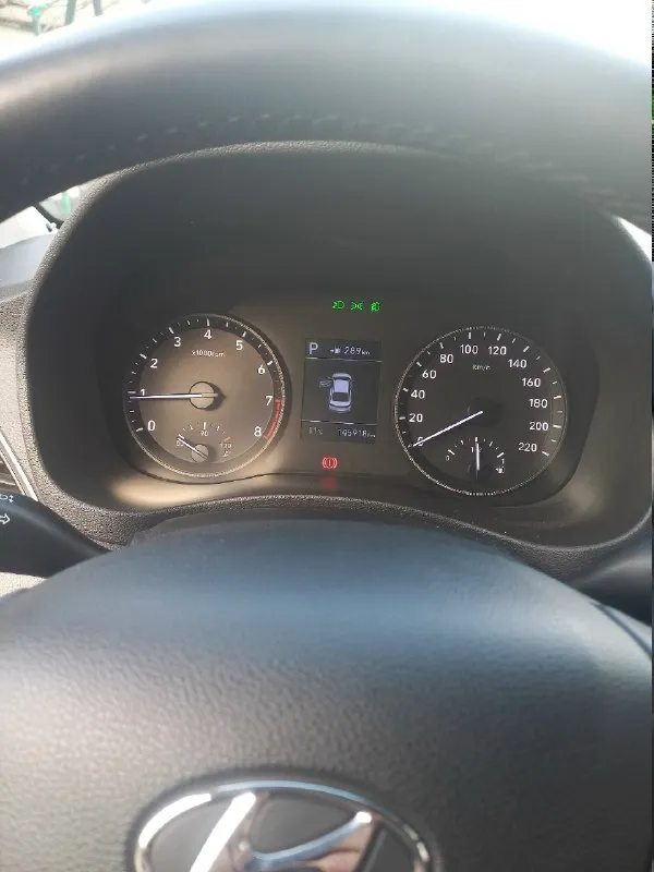 Продам солярис 2 2017г.146т родного пробега, мотор 1,6 акпп, комлектация предмаксимальная, зелёная автотека, вся в родне, линзованый заводской свет с автоматической подсветкой поворотов, стекла завод, обогревом всего плюс обогрев задних сидений, кат на месте в отличном состоянии, датчик света, есп, абс, трмс, акпп и мотор 5+, ходовая завод 5+, вся обслуженая до мелочей заменены все рабочие жидкости плюс колодки, масло зик 5-30 fe, от замены до замены каждая 5 замена халява так как масло не ест, катушки завод, свечи замена 2т назад как и масло, на 120 и 140 замена масла зик сп4 частично, диагностическая карта действительна до 07.05.2027,техосмотр делал в 2025 при покупке авто, любые проверки, эндоскопия цилиндров сделана ни каких задаром заводской хон, цена данного авто 1мл,390т, торг возле авто, сервисные книги, два ключа, сигнализация стайрлайн с авто заводом, все вопросы по тел +79494788945, макс, телега на этом номере, если вы ищите авто без вложений вам сюда, антикор 📞 звоните: +7(949)4788945 - фотография - 7