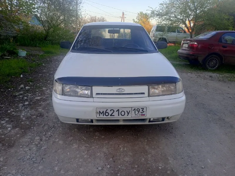 Продам автомобиль, ваз 2110, 2001 год, в отличном состоянии вложений не требует, двигатель коробка в идеале, по ходовой части без нареканий, пробег 210 тыс. км, с документами полный порядок г. мариуполь цена 135 000 торг на бак бензина. +79496075009 - фотография - 2