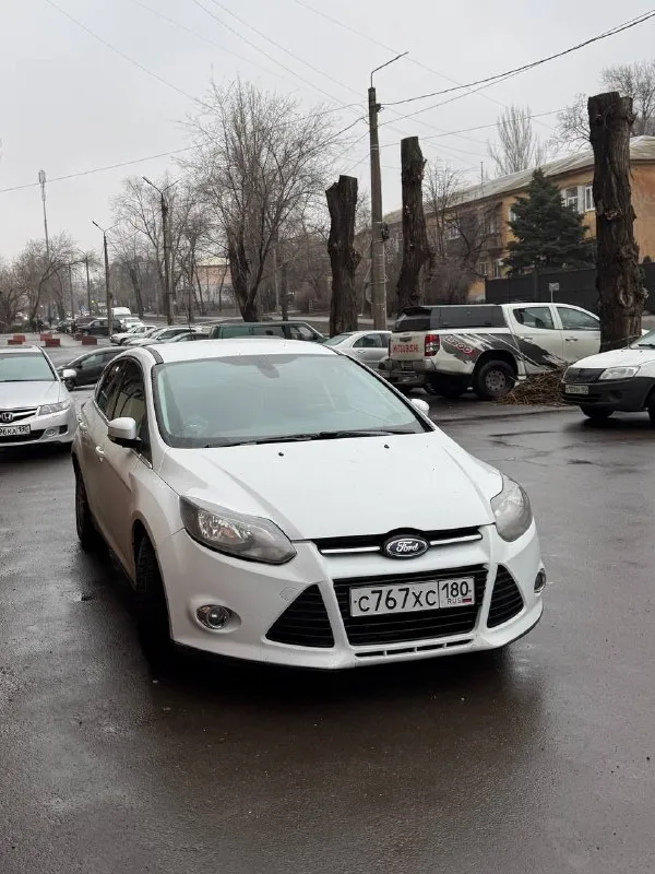 Ford focus 3 (форд фокус) год выпуска 2012 объем двигателя 1,6 акпп вид топлива бензин эл стеклоподъемники подогрев лобового и заднего стекол abs датчик дождя датчик света подушки безопасности кондиционер цена 700.000 + торг я собственница, машинка в хорошем состоянии, без вложений, мотор работает отлично, по коробке без нареканий, ходовая часть обслужена, салон цел не затерт не порван, по электрике все работает, есть небольшой момент по кузову (фото скину в лс). новые комплекты летней и зимней резины. владею им 3 месяца, хочется взять что-то помощнее. если готовы забрать в ближайшее время, готова уступить в цене +79493302619 мария - фотография - 1