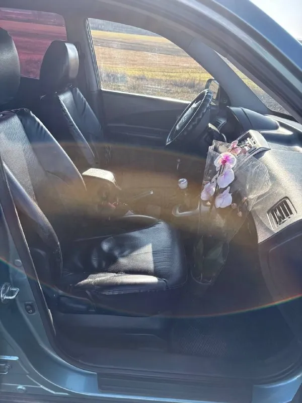 Продам tucson crdi 08г. мех.6 ступка. пробег 260т. км. машина в хорошем состоянии для своих лет. цена:899т. ₽ телефон:±79493835773 - фотография - 7