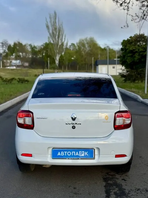 🇫🇷 renault logan 💰цена: 680 000р 🏢город: мариуполь 📅год выпуска: 2017 🧾пробег: 86 530 км. ⚙️двигатель: 1.6 8v. ⛽топливо: бензин/газ ⚙️кпп: механика 📞 телефон: +7-949-727-41-51 +7-949-551-91-52 +7-989-263-55-56 💾 оп. .. oji/40/e29c85.png')">✅ оцинкованный кузов ✅ южная эксплуатация ⛽️ гбо евро-4 вписан в птс 🚙 двигатель k7m 1.6 8v. самый надежный в линейке. ходовая без посторонних звуков, мягкая, высокий клиренс. ❄️ кондиционер, полный электропакет, гур, abs, airbag, оригинальная магнитола с bluetooth и usb, птф, центральный замок. улица шевченко 2️⃣6️⃣9️⃣ ➕автомобиль с пройденным техническим осмотром и готов к переоформлению. 🏦 возможна продажа в кредит по двум документам. - фотография - 4