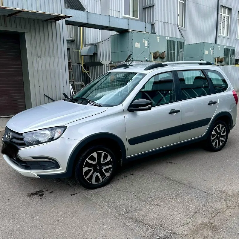 Ваз granta cross 1,6. mt, 2024, 47 502 км родная краска, без дтп. живая, для грунтовок и города — отлично. подогрев передних сидений. торг уместен при осмотре. донецк.1050000 руб +79496050619 📞 звоните: +7(949)6050619 - фотография - 1