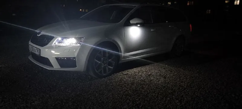 💰2 150 000₽ 📱+7 (949) 06 777 03 🚘пробег 185 тыс. км продается безупречный просторный автомобиль с оригинальным пробегом в кузове универсал, мечта для многих поклонников skoda и vag group в целом. отличная динамика от ресурсного мотора (cjsb ea888 1.8 gen3) (на данный момент это наиболее удачная и доработанная версия с уходом от детских болячек двс из линейки 1.8tsi) + полный привод реализованный на муфте haldex 5 последнего поколения* 4×4, это то чего так не хватает владельцам в vrs версиях для полноценного зацепа). данный мотор что для меня показательно ставился на audi tts до 2018 года. и в стоке выдавал 310л. с. запас для форсировки огромен, блок чугунина* без всякого алюминия и тем более алюсила как на новых 1.5tsi. ходит овер доxyja. ремонтопригоден максимально! коробка соответственно dq250, "мокрая" переваривает кучу момента и так же имеет огромный ресурс и потенциал для тюнинга. любое чип ателье, либо профильный сервис подтвердит эту инфу. увидив подобный проект с 📞 звоните: +7(949)0677703 - фотография - 1