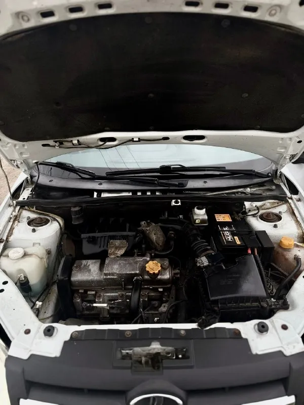 🔥lada granta🔥 цена - 450.000 💰 2017 год выпуска 150.000 родной пробег зеленая автотека описание - машина в прекрасном состоянии, без дтп, без гнили, без дыр. за машиной ухаживал, все жидкости менялись вовремя, по кузову машина в прекрасном состоянии. по комплектации - 2 стеклоподъемника, электроусилитель руля, обогрев заднего и боковых зеркал, сигнализация с автозапуском, андроид магнитола, линзованые лэд-лампы в ближнем и дальнем, лэд туманки. техника идеальная, ничего делать не нужно, всё что должно работать, работает. ходовая отличная, едет мягко и взбито. двигатель работает ровно, не троит, не дымит, тяга очень бодрая. документы чистые, никаких штрафов и запретов, любой вид оформления. торг уместен. +7(949)315-53-78 феникс. +7(993)448-20-03 - фотография - 5