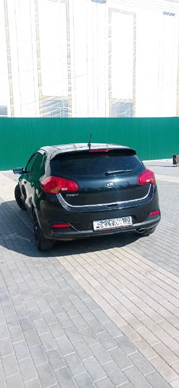 Kia сид 2014 года. 880₽ донецк. пробег оригинальный 170 т. не такси, не каршеринг, при осмотре покажем автотеку. отличное состояние, машина вся обслужена. по мотору и кпп проблем нет. кузов без рыжиков. все стекла заводские, включая лобовое. кондиционер работает. салон отличный, без дефектов. собственник по документам, любое оформление. торга нет. +79494850271 📲 tg: алексей 📞 звоните: +7(949)4850271 - фотография - 6