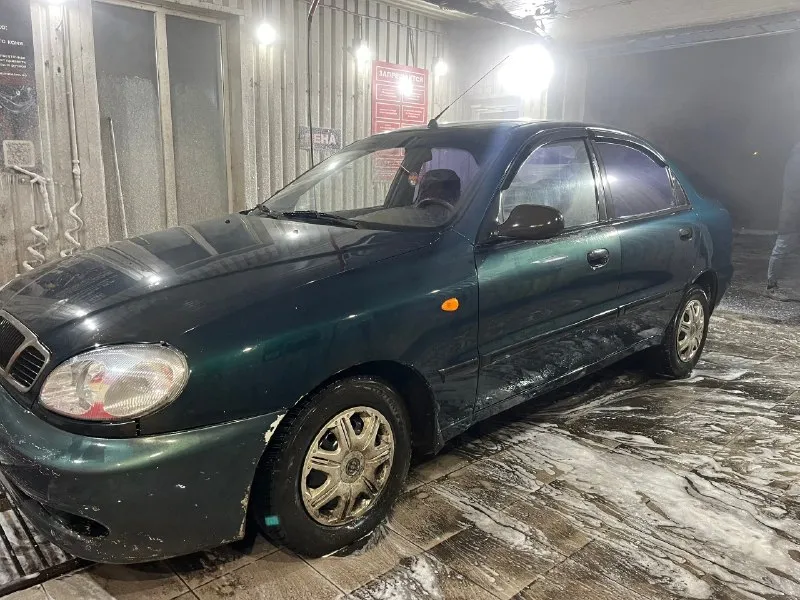 Срочно! продаётся автомобиль sens 2005 года выпуска, мотор 1.3,в хорошем техническом состоянии. продажа с полным переоформлением, документы в порядке. машина ежедневно используется, все системы работают исправно. установлены сигнализация и центральный замок, имеются два комплекта шин на штампованных дисках. дополнительно покупатель получит в подарок комплект дверных карт под установку динамиков. внешнее состояние кузова имеет естественный износ обусловленный возрастом автомобиля, но вполне приемлемое для повседневной езды. машина готова к эксплуатации. цена 190 тысяч рублей, обоснованный торг непосредственно при личном осмотре. за дополнительной информацией обращайтесь по телефону +79787221453 ярослав 📞 звоните: +7(978)7221453 - фотография - 2