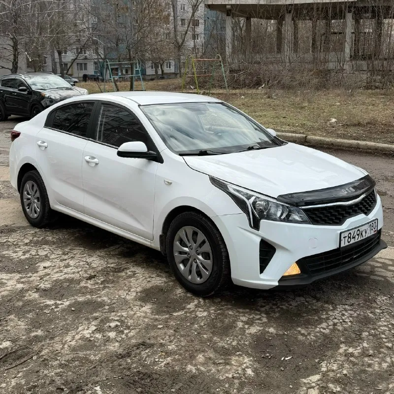 Продам kia rio 1,6 2022 года ! пробег- 78000 км коробка автомат автомобиль в отличном состоянии, мотор и коробка работают без нареканий. комплектация : 4 эсп, кондиционер, мультируль, подогревы передних сидений и руля. дополнительно установлено круиз контроль и диодная оптика. салон в идеале. автомобиль полностью технически обслужен !имеется 2 косметических подкраса. в комплекте имеется летняя резина на дисках. тех. осмотр пройден, документы в порядке, полное переоформление. цена : 1.310000 +79495279549 📞 звоните: +7(949)5279549 - фотография - 3