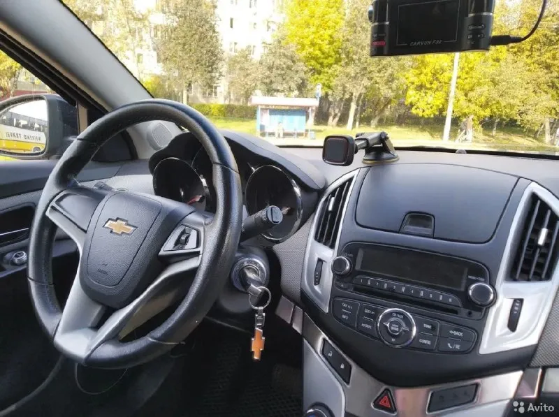Продажа в лнр
Продам chevrolet круз 2014 года 1.8, оригинальный пробег 132 тысячи, в отличном состоянии, обслуженная машина, заманены комплект грм, теплообменник, термостат, новые масла в двигателе и акпп
Машина находится в г луганск, цена 820.000
+79591329714
📞 Звоните: +7(959)1329714 - фотография - 6