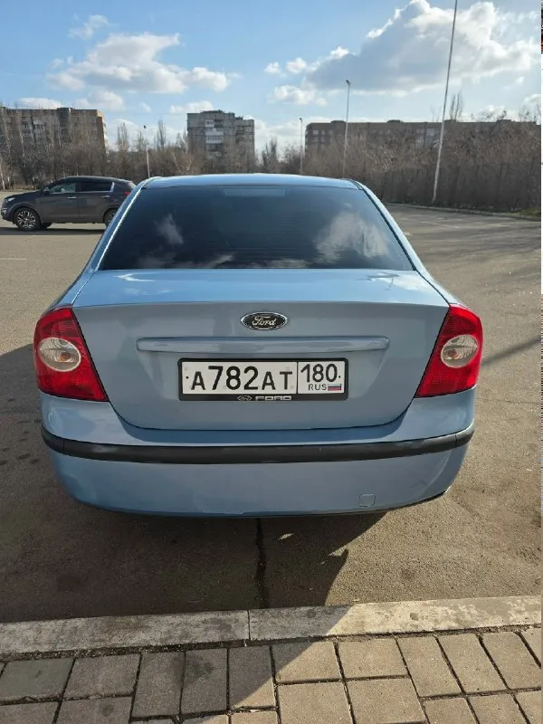 Ford focus 2, дорестайлинг, 2005 г. в. , 1.6 л, 115 л. с. , мкпп. комплектация: • кондиционер (рабочий, заправлен, пройдена полная диагностика летом 2024 года); • гур (был заменён вместе с приводными ремнями); • эсп передние; • электрорегулировка зеркал; • центральный замок; • штатная сигнализация (с датчиком объема); • блокировка замков задних дверей (с ключа); • мультируль с регулировкой по высоте и вылету; • штатная магнитола (с кодом) + планшет; • бортовой компьютер; • микролифт водительского сиденья; • обогрев заднего стекла; • птф; штампы r15 на летней резине, три ключа. продажа с полным переоформлением, я собственник, без штрафов и арестов. за время владения авто многое было заменено, обслужено. из последних работ - слесарные (замена порогов, варка арки), обновление лкп, переборка двигателя. имеются на всё чеки, заказы-наряды. за подробной информацией общаться в лс, +79493230942 цена - 450 000₽ 📞 звоните: +7(949)3230942 - фотография - 3