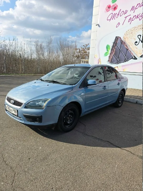 Ford focus 2, дорестайлинг, 2005 г. в. , 1.6 л, 115 л. с. , мкпп. комплектация: • кондиционер (рабочий, заправлен, пройдена полная диагностика летом 2024 года); • гур (был заменён вместе с приводными ремнями); • эсп передние; • электрорегулировка зеркал; • центральный замок; • штатная сигнализация (с датчиком объема); • блокировка замков задних дверей (с ключа); • мультируль с регулировкой по высоте и вылету; • штатная магнитола (с кодом) + планшет; • бортовой компьютер; • микролифт водительского сиденья; • обогрев заднего стекла; • птф; штампы r15 на летней резине, три ключа. продажа с полным переоформлением, я собственник, без штрафов и арестов. за время владения авто многое было заменено, обслужено. из последних работ - слесарные (замена порогов, варка арки), обновление лкп, переборка двигателя. имеются на всё чеки, заказы-наряды. за подробной информацией общаться в лс, +79493230942 цена - 450 000₽ 📞 звоните: +7(949)3230942 - фотография - 6