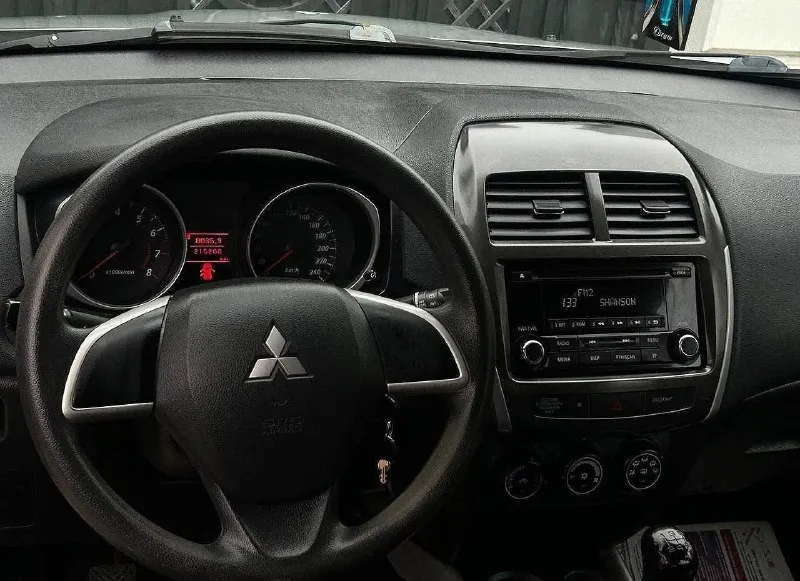 Продам mitsubishi asx рестайлинг год выпуска:2015 объём двигателя:1.6.v16 кпп механическая родной пробег:115.000 км один собственник авто в родном окрасе, без дтп! состояние кузова идеальное, рыжиков корозии и прочих нюансов нет, все технические обслуживания проводились исключительно у официального дилера, с соблюдением всех сроков. авто в отличном состоянии, как технически, так и визуально. комплектация: бортовой компьютер, подогрев сидений,4 стеклоподъемника, кондиционер, электро зеркала, противотуманные фары, подогрев стекл, камера заднего вида, abs esp, aux bluetooth, полный комплект ключей и много чего прочего для комфортного вождения два комплекта резины с дисками! по документам любой вид оформления автотека кристально чистая✅ цена:1.025.000 г. донецк номер телефона: +7949-126-88-71 - фотография - 6