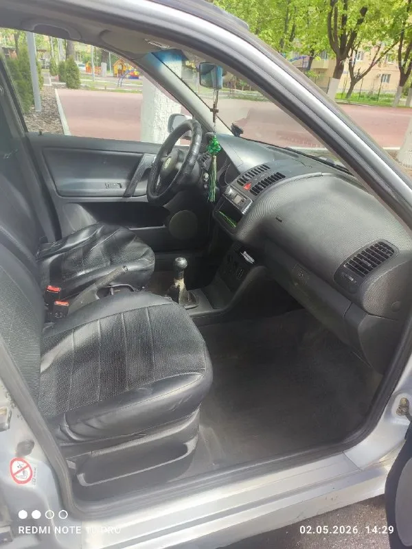 Продам volkswagen polo 1.4 хэтчбек.2000года, механика. собственник, машина в мариуполе. цена 220тыс. руб. ..торг. .+79498027784 - фотография - 4