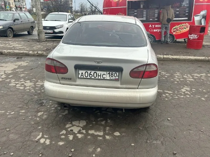 Продам daewoo сенс 2004 года 1.4 переоформление без проблем, продажа от собственника. Установлен газ масло поменяно, новые гранаты, ходовая часть в норме, двигатель не троит. Резина r13 (на титанах) коробка втыкается идеально, не хрустит. Цена:160.000 минимальный торг (реальному покупателю) г. Снежное +79497936004
📞 Звоните: +7(949)7936004 - фотография - 4