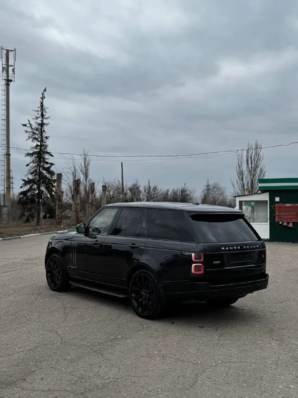 Range rover год 2014 4.4 пробег 202 км автомобиль полностью обслужен у дилера комплектация максимальная кроме панорамы цвет очень красивый тёмно-серый грейд два комплекта резины все сервисные все ключи по факту два хозяина цена 3.550 торг возможен обмен +7 949 567 20 89 📲 tg: @mark_karpovich1 📞 звоните: +7(949)5672089 - фотография - 4