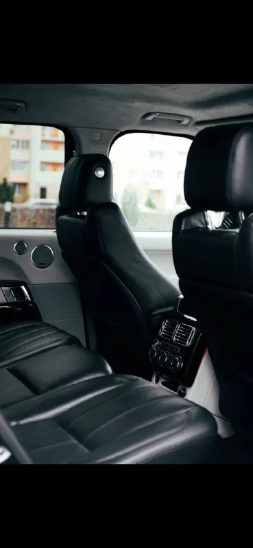 Range rover год 2014 4.4 пробег 202 км автомобиль полностью обслужен у дилера комплектация максимальная кроме панорамы цвет очень красивый тёмно-серый грейд два комплекта резины все сервисные все ключи по факту два хозяина цена 3.550 торг возможен обмен +7 949 567 20 89 📲 tg: @mark_karpovich1 📞 звоните: +7(949)5672089 - фотография - 9