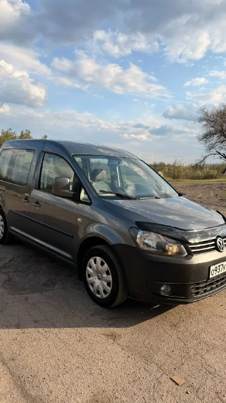 Автор: продам volkswagen caddy 2011 год выпуска коробка: механика мотор 1.6 пробег 239000 все детали авто в заводской окраске. в дтп не был. все функции в машине работают. салон в хорошем состоянии цена: 1400000, возможен небольшой торг телефон для связи: +79493415767 +79495058510.. !!!наш телеграм канал [ бесплатное размещение за репост!!! правила сообщества [ мы в мах [ [ 📞 звоните: +7(949)3415767 - фотография - 2