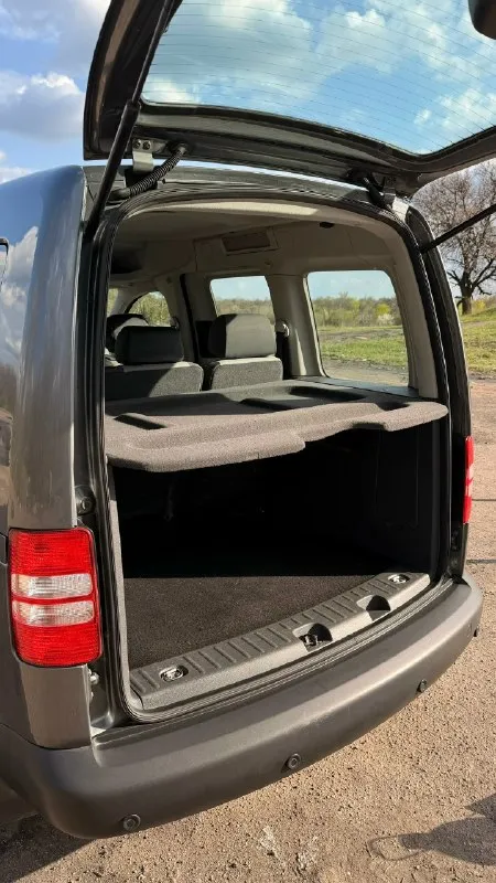 Автор: продам volkswagen caddy 2011 год выпуска коробка: механика мотор 1.6 пробег 239000 все детали авто в заводской окраске. в дтп не был. все функции в машине работают. салон в хорошем состоянии цена: 1400000, возможен небольшой торг телефон для связи: +79493415767 +79495058510.. !!!наш телеграм канал [ бесплатное размещение за репост!!! правила сообщества [ мы в мах [ [ 📞 звоните: +7(949)3415767 - фотография - 6