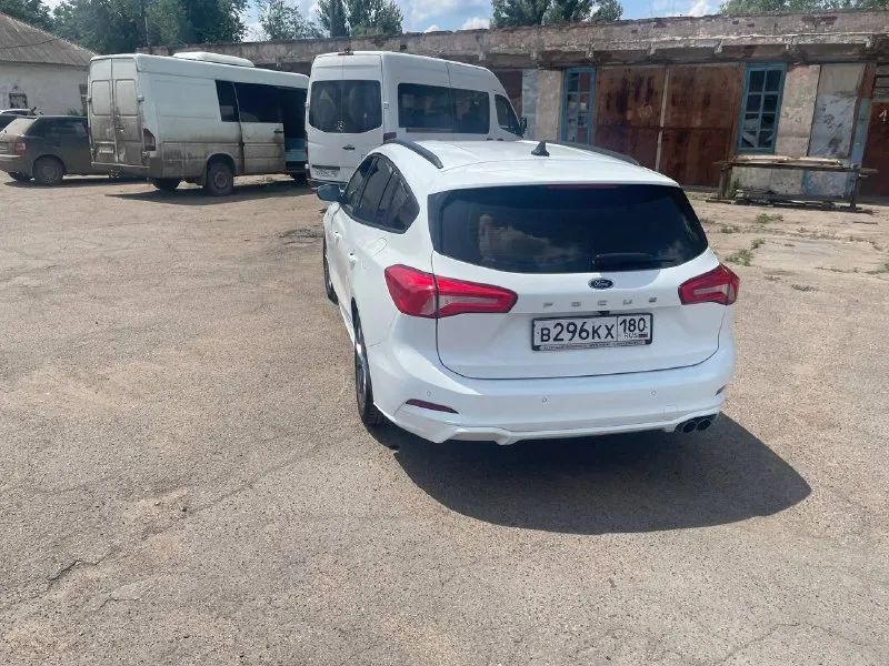 Ford focus mk4 1.5d mt st-line. состояние отличное. пробег: 140 000 км. год выпуска: 2020. личный автомобиль. цена: 1 600 000 рублей, возможен торг. контактный номер телефона: +79498118274. - фотография - 4