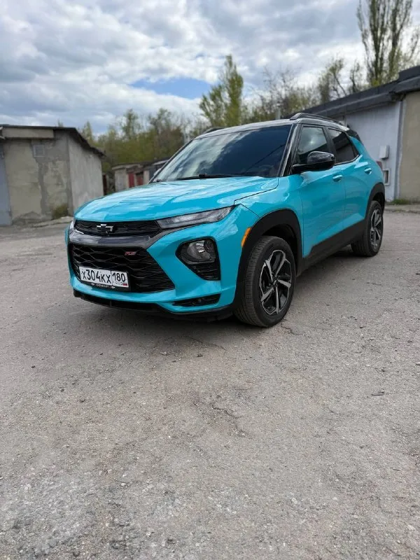 Chevrolet trailblazer rs -машина 2021г -объём двигателя: 1.3т -пробег :69.000км -тип двигателя: бензин -привод: полный -камера заднего вида - подогрев руля -подогрев боковых зеркал - подогрев сидений - датчик дождя - датчик света - датчики мёртвых зон - контроль пешеходов при движении задним ходом -электрорегулировка водительского сиденья 💲цена: 2.100.000руб. ☎телефон: +7(949)524-67-69 - фотография - 5