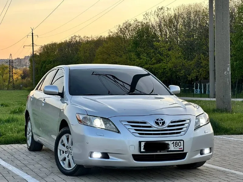 *toyota camry_3.5 официал! автомобиль в отличном состоянии, полностью обслужен весь, только на дилере! вложений абсолютно не каких не требует! автомобиль не пригон, местный покупался в салоне! 2007г родной пробег 189тыс, км комплектация максимальная! круиз контроль. двухзонный климат контроль. подогрев сидений. камера заднего вида. своими словами, все для комфорта! с документами полностью порядок! продажа от собственника, цена 1.175-000₽ остальные вопрос по тел: также возможен обмен звоните! +7949-551-68-75 - фотография - 4