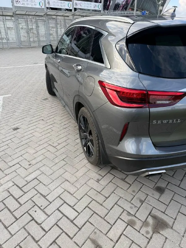 🚘 марка и модель: infiniti qx50 v объем: 2.0 (249л. с), бензин 📏 пробег: 99000 📆 год: 2021 📝 кпп: ⚙️ описание: комплектация —панорамная крыша, чёрный потолок, подогрев сидений, подсветка порогов, датчик света, дождя, подушки безопасности — стоит на новой летней резине (диски r20), комплект зимней резины (на фото) — в идеальном состоянии, полная комплектация, 2ключа. vin 3pcaj5ba7mf125959 донецк +79493339847 💰 цена: 3 350🍋 🌍 город: 📞 телефон: +79493339847 - фотография - 3