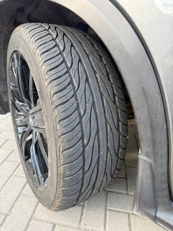 🚘 марка и модель: infiniti qx50 v объем: 2.0 (249л. с), бензин 📏 пробег: 99000 📆 год: 2021 📝 кпп: ⚙️ описание: комплектация —панорамная крыша, чёрный потолок, подогрев сидений, подсветка порогов, датчик света, дождя, подушки безопасности — стоит на новой летней резине (диски r20), комплект зимней резины (на фото) — в идеальном состоянии, полная комплектация, 2ключа. vin 3pcaj5ba7mf125959 донецк +79493339847 💰 цена: 3 350🍋 🌍 город: 📞 телефон: +79493339847 - фотография - 7