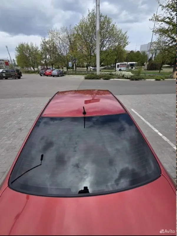 Продам kia rio 3 (2013г) двс 1.4 на классическом автомате. брали жене пол года назад в краснодаре, ездила на работу-обратно, никогда не подводила и мозги не делала. сел поехал. есть сигнализация, автозапуск с брелка, андроид магнитола с bluetooth. есть косметические недочёты, на езду не влияют (лёгкая притертость на заднем бампере и треснут левый угол переднего бампера, менять передний бампер времени нет, да и желания тоже). замена масла каждые 5-6 тыс, не разу не доливали (заливали корейское zic) фильтра новые. коробка переключает как положено. колеса 15, есть новая зимняя резина. торг как у всех на месте. показ в донецке цена 900 000 р, торг +7 918 893 6193 +7 949 315 3167 📞 звоните: +7(949)3153167 - фотография - 1