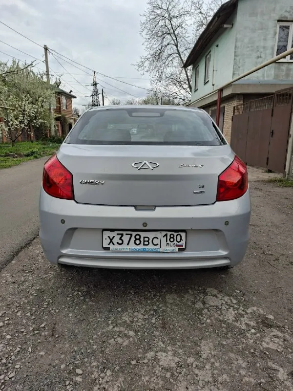 Продается автомобиль chery bonus a13 (2011 года выпуска, пробег оригинальный - 179 000 км) я хозяин автомобиля, во владении 2 года. автомобиль в хорошей комплектации: есть кондиционер, подогрев передних сидений, бортовой компьютер, электростеклоподъёмники, гур, abs, электро регулировка зеркал сам автомобиль в хорошем состоянии - двигатель полностью обслужен, работает отлично - кпп включает без проблем - по ходовой все в порядке, ничего не гремит и не стучит - днище целое, без дыр, в хорошем состоянии - по электрике все исправно работает - нет никаких ошибок по системе - новая летняя резина - неплохая музыка - все расходники заменены - лобовое и другие стека заводские - ухоженный салон - печка греет на отлично - в дтп не участвовала - по документам все впорядке, на вас на учет станет без проблем по машине было многое сделано: стоит новое сцепление, передние амортизаторы, радиатор охлаждения, радиатор печки и многое другое, дополнительное расскажу по телефону. обращаться п 📞 звоните: +7(949)3033139 - фотография - 7