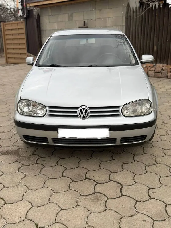 Номер телефона +79493330955 golf 4 1.6 бензин восьмиклапанный ✅ коробка механика ✅ 2000год ✅ пробег 382тыс. км ✅ в очень хорошем состоянии ✅ вложений никаких не требует ✅ кондиционер холодит, печка греет, каждая кнопка работает, подвеска недавно перебиралась✅ кузов без коррозии, красить ничего не нужно. ✅ стоит хорошая музыка с усилителем✅ новое сцепление, 2000 км назад- заменены масло в коробке и двигателе заменен клапан вкг, промыт дроссель заменён фильтр воздушный и салонный✅ на машине есть климат контроль, гур, 4 электростеклоподьемника, электрорегулировка зеркал ✅ очень приятный и комфортный авто на каждый день✅ telegram - фотография - 3