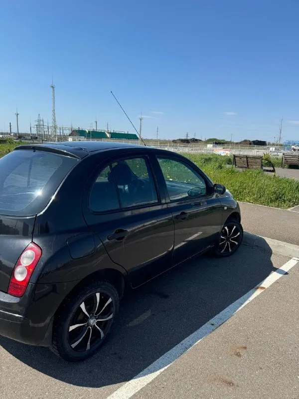 Продаю nissan micra 2007 — надежный и экономичный городской автомобиль 480 000р

Основные характеристики:
• Год выпуска: 2007
• Пробег: 153 997 км
• Двигатель: 1.2 л, бензин
• Коробка передач: автомат
• Привод: передний
• Цвет: черный
• Кузов: хэтчбек (5 дверей)

Описание:
Продаю отличный автомобиль для города. Машина в хорошем техническом состоянии для своих лет. Есть нюансы по кузову. Компактная снаружи, но удивительно вместительная внутри благодаря продуманной эргономике (задние сиденья сдвигаются, увеличивая багажник). Требует провести то (масло, фильтра, колодки)

Преимущества:
• Реальный пробег 153 997 км.
• Двигатель работает ровно, масло не ест.
• Маленький расход топлива (около 6-7 л по городу).
• Легко парковаться в любом месте.

Комплектация:
Кондиционер (заправлен), омыватель фар, электростеклоподъемники, подогрев передних сидений, электроусилитель руля, abs, штатная аудиосистема, чистый и аккуратный салон, автозапуск, 2 комплекта резины (лето, шипы)

Автомобиль полностью готов к эксплуатации. Юридически чист, штрафов и обременений нет. Разумный торг у капота.

Машина находится в городе мариуполь
89120469886 Маргарита - фотография - 2