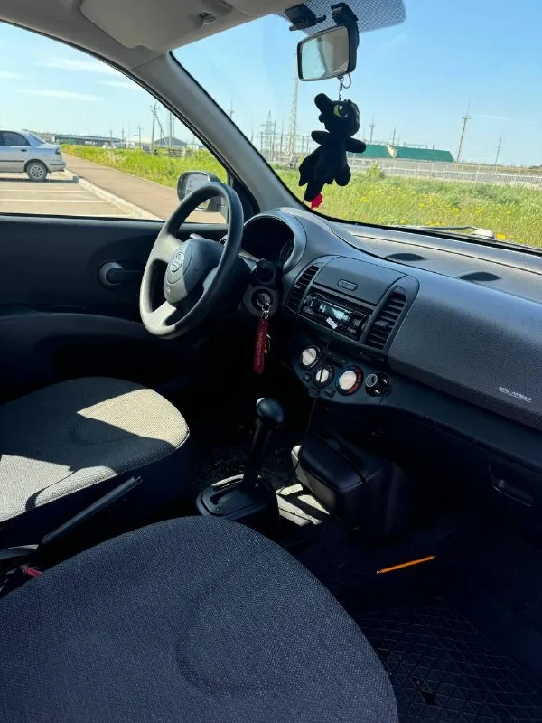 Продаю nissan micra 2007 — надежный и экономичный городской автомобиль 480 000р

Основные характеристики:
• Год выпуска: 2007
• Пробег: 153 997 км
• Двигатель: 1.2 л, бензин
• Коробка передач: автомат
• Привод: передний
• Цвет: черный
• Кузов: хэтчбек (5 дверей)

Описание:
Продаю отличный автомобиль для города. Машина в хорошем техническом состоянии для своих лет. Есть нюансы по кузову. Компактная снаружи, но удивительно вместительная внутри благодаря продуманной эргономике (задние сиденья сдвигаются, увеличивая багажник). Требует провести то (масло, фильтра, колодки)

Преимущества:
• Реальный пробег 153 997 км.
• Двигатель работает ровно, масло не ест.
• Маленький расход топлива (около 6-7 л по городу).
• Легко парковаться в любом месте.

Комплектация:
Кондиционер (заправлен), омыватель фар, электростеклоподъемники, подогрев передних сидений, электроусилитель руля, abs, штатная аудиосистема, чистый и аккуратный салон, автозапуск, 2 комплекта резины (лето, шипы)

Автомобиль полностью готов к эксплуатации. Юридически чист, штрафов и обременений нет. Разумный торг у капота.

Машина находится в городе мариуполь
89120469886 Маргарита - фотография - 8