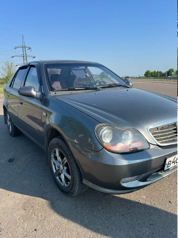 Geely ck (otaka) 1.5 механика год 2008 пробег 100.км 1 владелец (птс оригинал) автомобиль в хорошем состоянии как внешне так и технически! подогрев зеркал стеклоподъемники 4 двери магнитофон, usb 6 динамиков два ключа кондиционер рабочий сервисная книга два комплекта шин + диски (лето и зима) два комплекта ковриков, много новых запчастей в подарок. полная шумоизоляция авто. сигнализация + центральный замок. автомобиль полностью весь обслужен, в данный момент никаких вложений не требует, сел поезал. хороший вариант для первой машины. цена 300.000т. руб разумный торг у капота находиться в донецке. пишите или звоните расскажу, покажу все детальные +7(949)395-36-06 - фотография - 4