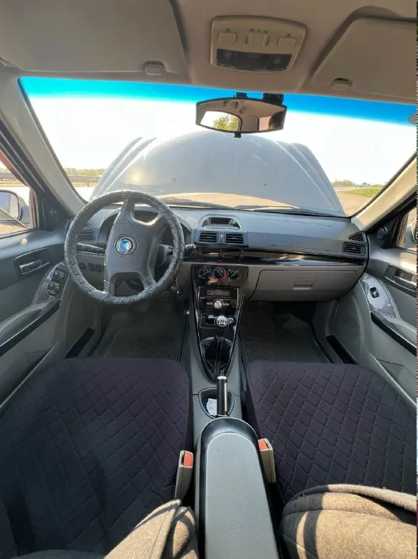 Geely ck (otaka) 1.5 механика год 2008 пробег 100.км 1 владелец (птс оригинал) автомобиль в хорошем состоянии как внешне так и технически! подогрев зеркал стеклоподъемники 4 двери магнитофон, usb 6 динамиков два ключа кондиционер рабочий сервисная книга два комплекта шин + диски (лето и зима) два комплекта ковриков, много новых запчастей в подарок. полная шумоизоляция авто. сигнализация + центральный замок. автомобиль полностью весь обслужен, в данный момент никаких вложений не требует, сел поезал. хороший вариант для первой машины. цена 300.000т. руб разумный торг у капота находиться в донецке. пишите или звоните расскажу, покажу все детальные +7(949)395-36-06 - фотография - 5