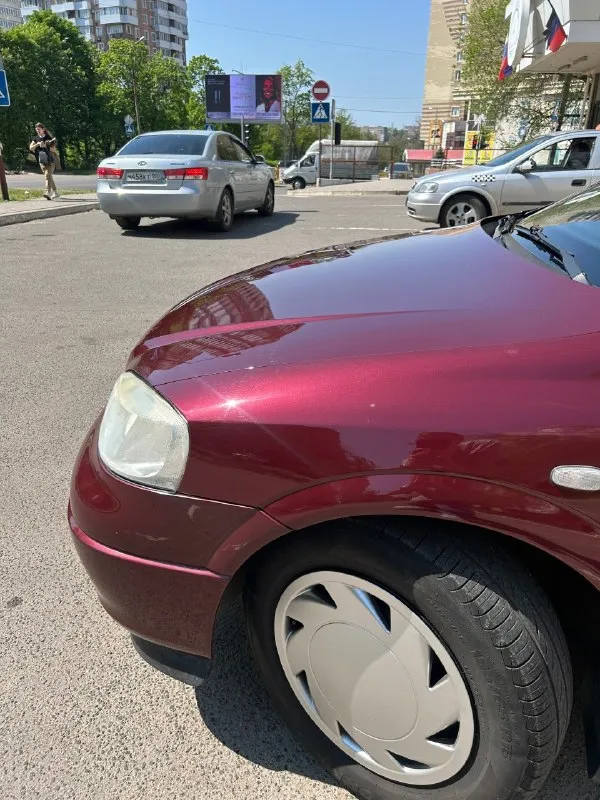 Читаем внимательно!!! продаю opel астру 2007 года 1.6 бензин, стоит газ евро4 пробег 175000 км настоящий, это подтвердит любой мастер на сто и общее состояние автомобиля! мотаюсь на нем чуть больше года, машина в отличном состоянии, вся обслужена, никаких проблем нет живой, едет отлично! кондиционер работает, холодит будь здоров, печка зимой так же прогревает салон мигом на газу очень экономный, до сочи доезжал за 1800 рублей, до крымской ялты 1500 рублей машиной я очень доволен, продавать особого желания не имею, но в связи со сменой рода деятельности— вынужден у ма временный учет до 29го года, с дальнейшим продлением учета проблем не будет, готов гарантировать, готов писать расписку. цена не много не мало 350000 с торгом у капота, сильно дешево продавать не хочу, так как искренне жаль расставаться повторюсь, машина очень надежная, удобная, экономичная и готова ехать хоть на байкал и обратно, я всегда и везде только на ней. +79495272991 📞 звоните: +7(949)5272991 - фотография - 9