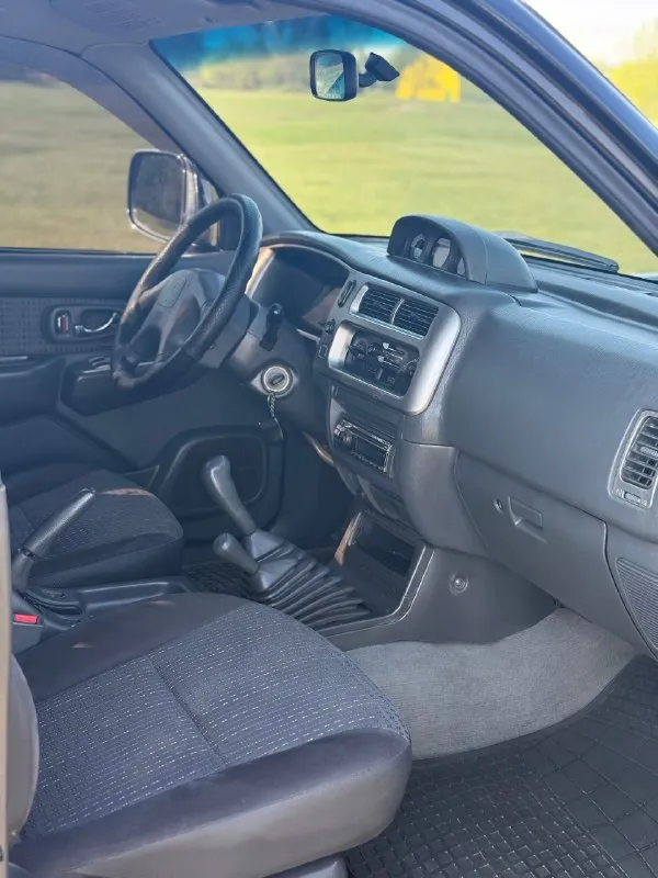 В продаже mitsubishi l200, 2005 г. В, 2.5 л, мкпп. Вечный японский танк, сборка тайланд, никаких «common rail» мозгов и т. П, тнвд механический, перебирает любым топливом / спиртом / нефтью. Рамник на рессорах и с неразрезными мостами, пройдёт везде и ещё танковую дивизию дотянет. Полный привод с режимом 2h / 4h / 4hlc / 4llc. Автотека зелёная, 15 лет в семье, птс - оригинал.

Кузов как на фото, никаких вложений, снимались накладки, переваривались пороги и крылья, всё обработано и покрашено на долгие годы вперёд. Номер на раме читаем, рама в оригинале, живее всех живых, любой ваш подъемник приветствую. Подкапотное пространство - сухое, двс работает идеально, запуск моментальный. Мкпп - вечная. Стоят два акб и два отопителя салона и т. Д и т. П.

Техосмотр пройден, авто готово к оформлению. Цена - 850,000 рублей. Рассрочки и обмена нет. Территориально находится в г макеевка (центр) контакты : +7(949)003-33-27, +7(979)028-27-27
Мессенд
📞 🇷🇺 Звоните: +79490033327 - фотография - 10