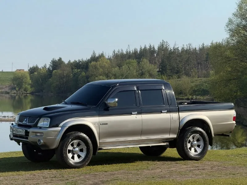 В продаже mitsubishi l200, 2005 г. В, 2.5 л, мкпп. Вечный японский танк, сборка тайланд, никаких «common rail» мозгов и т. П, тнвд механический, перебирает любым топливом / спиртом / нефтью. Рамник на рессорах и с неразрезными мостами, пройдёт везде и ещё танковую дивизию дотянет. Полный привод с режимом 2h / 4h / 4hlc / 4llc. Автотека зелёная, 15 лет в семье, птс - оригинал.

Кузов как на фото, никаких вложений, снимались накладки, переваривались пороги и крылья, всё обработано и покрашено на долгие годы вперёд. Номер на раме читаем, рама в оригинале, живее всех живых, любой ваш подъемник приветствую. Подкапотное пространство - сухое, двс работает идеально, запуск моментальный. Мкпп - вечная. Стоят два акб и два отопителя салона и т. Д и т. П.

Техосмотр пройден, авто готово к оформлению. Цена - 850,000 рублей. Рассрочки и обмена нет. Территориально находится в г макеевка (центр) контакты : +7(949)003-33-27, +7(979)028-27-27
Мессенд
📞 🇷🇺 Звоните: +79490033327 - фотография - 2