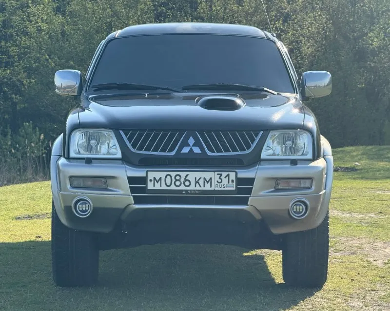 В продаже mitsubishi l200, 2005 г. В, 2.5 л, мкпп. Вечный японский танк, сборка тайланд, никаких «common rail» мозгов и т. П, тнвд механический, перебирает любым топливом / спиртом / нефтью. Рамник на рессорах и с неразрезными мостами, пройдёт везде и ещё танковую дивизию дотянет. Полный привод с режимом 2h / 4h / 4hlc / 4llc. Автотека зелёная, 15 лет в семье, птс - оригинал.

Кузов как на фото, никаких вложений, снимались накладки, переваривались пороги и крылья, всё обработано и покрашено на долгие годы вперёд. Номер на раме читаем, рама в оригинале, живее всех живых, любой ваш подъемник приветствую. Подкапотное пространство - сухое, двс работает идеально, запуск моментальный. Мкпп - вечная. Стоят два акб и два отопителя салона и т. Д и т. П.

Техосмотр пройден, авто готово к оформлению. Цена - 850,000 рублей. Рассрочки и обмена нет. Территориально находится в г макеевка (центр) контакты : +7(949)003-33-27, +7(979)028-27-27
Мессенд
📞 🇷🇺 Звоните: +79490033327 - фотография - 5