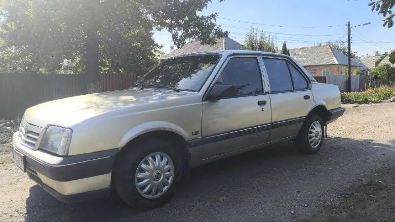 Продам opel аскона 1987 г двигатель 1,6 машина в хорошем рабочем состоянии хозяйская с документами порядок 150 т. р +79494839525 📞 звоните: +7(949)4839525 - фотография - 7
