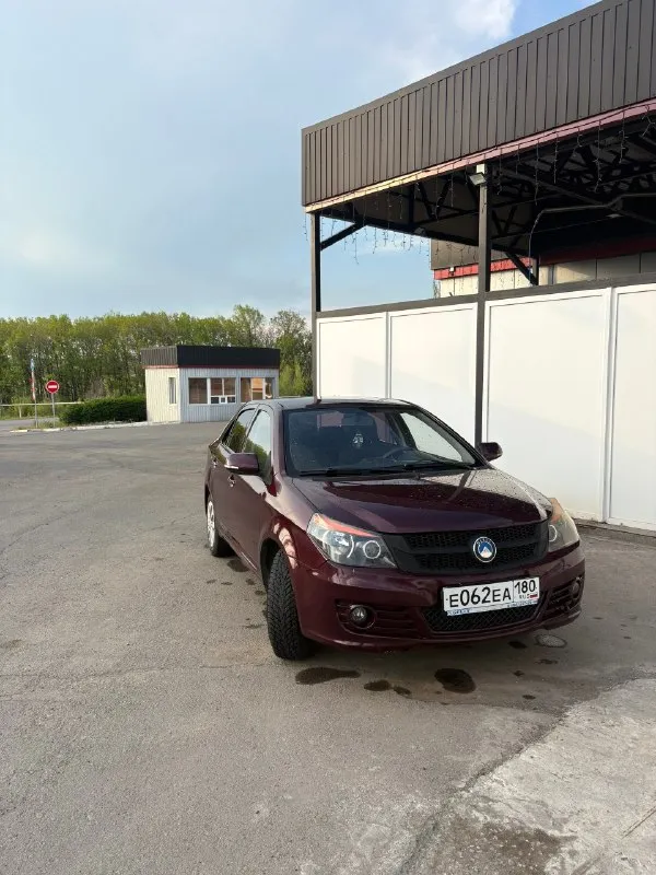 Продам geely gs6, 2014г. в родного пробега 150тыс, в отличном техническом состоянии, мотор работает ровно, коробку не выбивает, все передачи включаются без хрустов, по комплектации, птф, 4эсп подогрев передних сидений, кондиционер, проведенные работы по машине( замена элементов подвески стойки, отбойники, подшипники, гранаты( внут. наруж) замена масел в коробке и двигателе, замена ремня грм на пробеге 123.573 судя по надписи на крышке грм, замена генератора и вспомогательных ремней) есть небольшой момент по кузову на задней арке( китаец что еще сказать) есть комплект летней резины, машина зиму стояла в гараже (без отопления) за машину хочу 345 тыс. рублей обоснованный торг у капота, на смотрины не езжу, по телефону торги не веду, есть интерес приезжайте смотрите любые проверки за ваши деньги 🫰 писать в личку либо по номеру +79490434008 миранда г. снежное днр 📞 звоните: +7(949)0434008 - фотография - 1