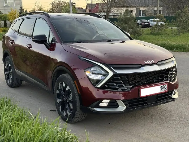 Срочно продам kia sportage
Год выпуска: 2022
Пробег: 40 000 км
Модификация: 2,5 (189 л. С. )
Тип двигателя: бензин
Коробка передач: автомат
Привод: полный
Комплектация: x-line
Цвет: красный
Один владелец.
Брал с пробегом 34 500км

-Удержание в полосе
-Круиз-контроль
-Климат-контроль
-Камера заднего вида
-Старт-стоп
-Подогрев сидений
-Электропривод сидений
-Эл-стеклоподъёмники (передние и задние)
-Эл-регулировка зеркал
-Панорама
-Русифицирована
-Полностью обслужена, поменяны все расходники, установлены хорошие тормоза (брали машину и обслуживали для себя)
В связи с определенными обстоятельствами авто продается в кротчайшие сроки!

В продаже kia sportage в идеальном техническом и внешнем состоянии.
Состояние нового авто. Переоформление после 1 ноября.
Авто в г. Макеевка, днр.

Цена: 3 100 000 рублей

Контакты:
+7 949 398 58 38
Иван - фотография - 3