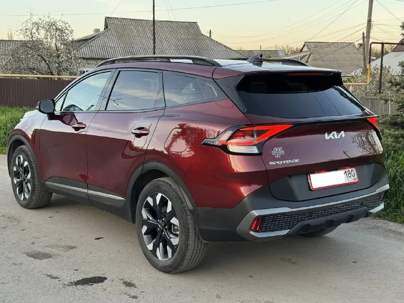 Срочно продам kia sportage
Год выпуска: 2022
Пробег: 40 000 км
Модификация: 2,5 (189 л. С. )
Тип двигателя: бензин
Коробка передач: автомат
Привод: полный
Комплектация: x-line
Цвет: красный
Один владелец.
Брал с пробегом 34 500км

-Удержание в полосе
-Круиз-контроль
-Климат-контроль
-Камера заднего вида
-Старт-стоп
-Подогрев сидений
-Электропривод сидений
-Эл-стеклоподъёмники (передние и задние)
-Эл-регулировка зеркал
-Панорама
-Русифицирована
-Полностью обслужена, поменяны все расходники, установлены хорошие тормоза (брали машину и обслуживали для себя)
В связи с определенными обстоятельствами авто продается в кротчайшие сроки!

В продаже kia sportage в идеальном техническом и внешнем состоянии.
Состояние нового авто. Переоформление после 1 ноября.
Авто в г. Макеевка, днр.

Цена: 3 100 000 рублей

Контакты:
+7 949 398 58 38
Иван - фотография - 5