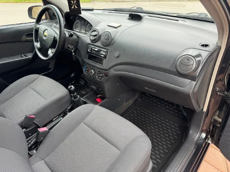 🚘В продаже chevrolet авео🚘2010 года выпуска.
Авто в очень хорошем ухоженном состоянии, без гнили и ржавчины! Автомобиль весь в родном окрасе без дтп! Готов на любые проверки.
, Ходовая и коробка без стуков, хрустов и т. Д
По технике вопросов нет, все идеально, также и по электрике! Все менялось вовремя, своевременный уход, за автомобиль не стыдно!
-Кондиционер
-Гидроусилитель руля
-Стеклоподъемники
-Abs
-Подушки безопасности
-2 Комлекта резины
-Магнитола
-2 Ключа
Документы в полном порядке, тех осмотр сделан.
Осмотр г. Харцызк
Тел. +79498643045
Тел. +79498997842
Тел+79188970475
📞 Звоните: +7(949)8643045 - фотография - 8
