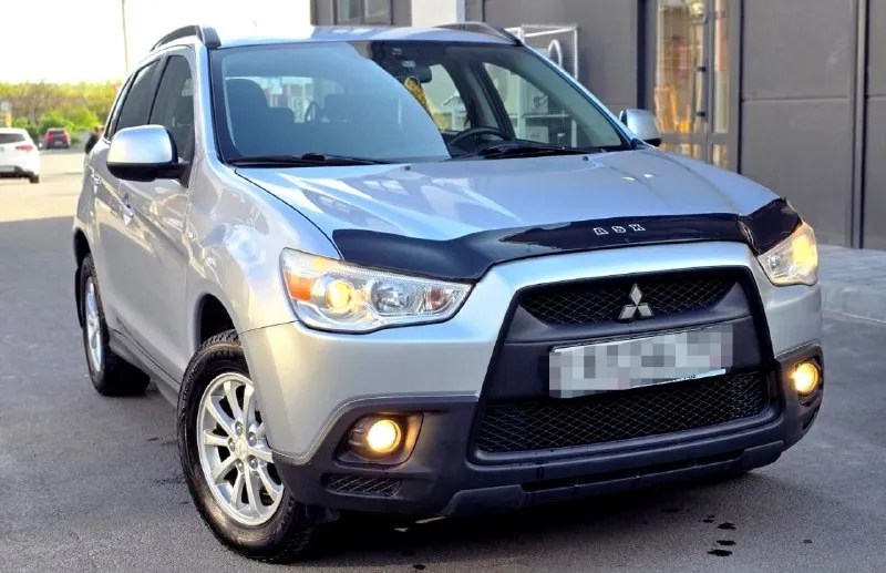 Продаю автомобиль mitsubishi asx 2011
Один единственный владелец с момента покупки. Заказ наряды имеются и сервисная книжка с момента покупки.
Без дтп. Мотор 1,6 механика. (японец) пробег родной. Осмотр г. Донецк по договорённости. Продажа с полным переоформлением. Юридически чист. Кондиционер работает. Цена 900000. Номер телефона для связи или пишите в телеграмм +79490881846 - фотография - 1