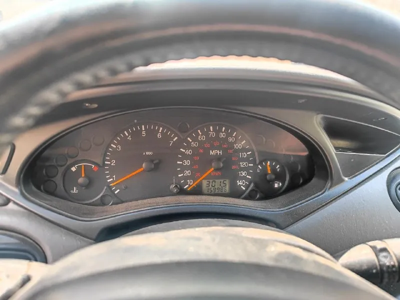 В продаже ford focus 2001 г. в., на полном ходу. двс: бензин, 2л масло не ест. мкпп. круиз контроль, кондиционер (не заправлен) летняя / зимняя резина. ключ один, сигнализация с цз. срочная продажа, торга нет! цена: 255.000 руб. донецк! собственник: +79110173191 - фотография - 6