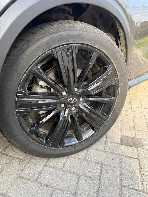 🚘 марка и модель: infiniti qx50 v объем: 2.0 (249л. с), бензин 📏 пробег: 99000 📆 год: 2021 📝 кпп: ⚙️ описание: комплектация —панорамная крыша, чёрный потолок, подогрев сидений, подсветка порогов, датчик света, дождя, подушки безопасности — стоит на новой летней резине (диски r20), комплект зимней резины (на фото) — в идеальном состоянии, полная комплектация, 2ключа. vin 3pcaj5ba7mf125959 донецк +79493339847 💰 цена: 3 300🍋 🌍 город: 📞 телефон: +79493339847 - фотография - 6