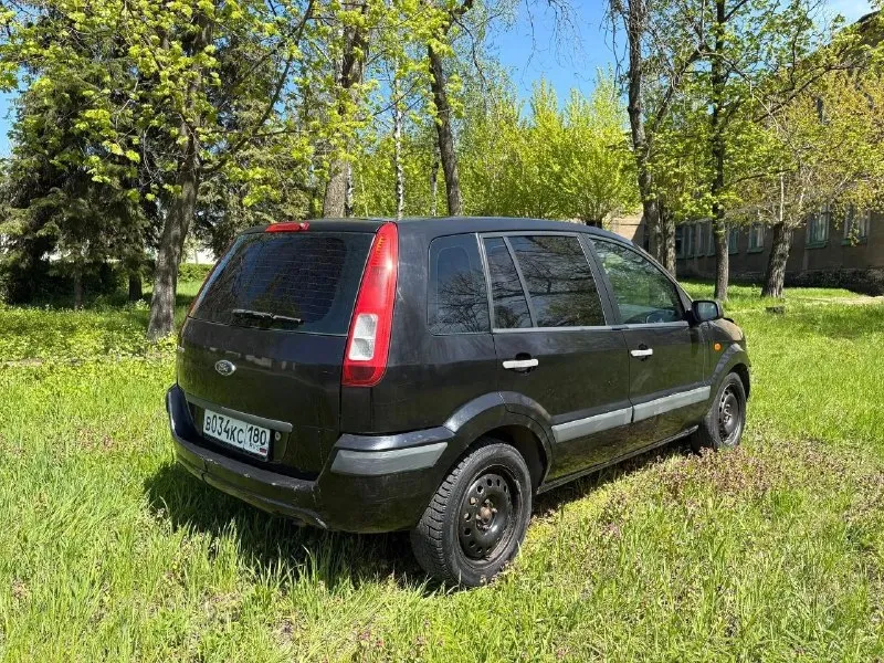 Продам ford fusion 2008 • 1.4 не троит, не дымит, нареканий нет •коробка без вопросов, ничего не хрустит, не выбивает •ходовая не брякает, ничего не стучит, сбитое авто •дно, пороги, стаканы все целое, дыр нет, варить ничего не надо •салон чистый и опрятный, весь комплектный •машинка сел-поехал, без каких либо срочных вложений •по документам птс стс дкп •vin wf0uxxgaju8g72941 •осмотр макеевка цена 300 +79494491086 📞 звоните: +7(949)4491086 - фотография - 5